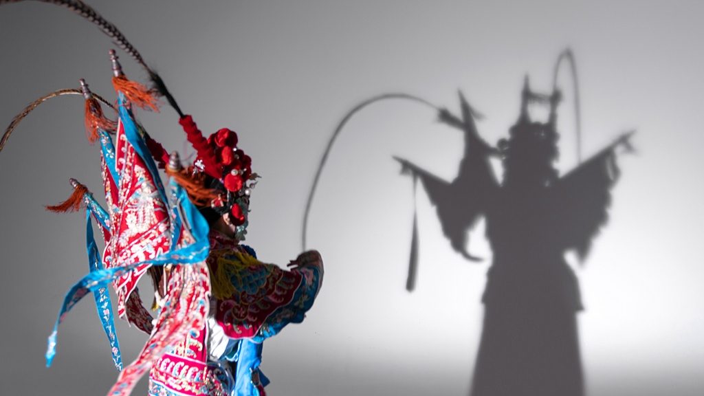 中国传统元素启迪中西艺术融合之旅-峰峦文旅景区有限公司