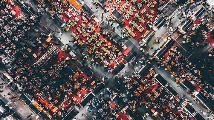 沉浸式文旅项目引爆消费热潮，多地景区实现多元化融合发展-峰峦文旅景区有限公司