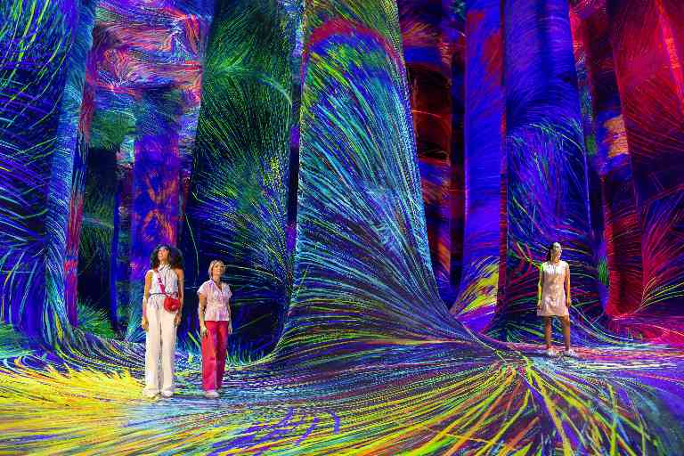 在阿布扎比,解锁春节假期的N种打开方式