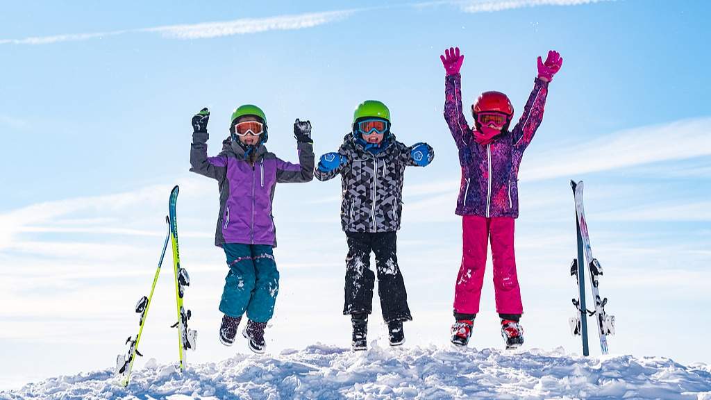 2025哈尔滨亚冬会倒计时30天 34国1275名运动员报名参赛-峰峦文旅景区有限公司