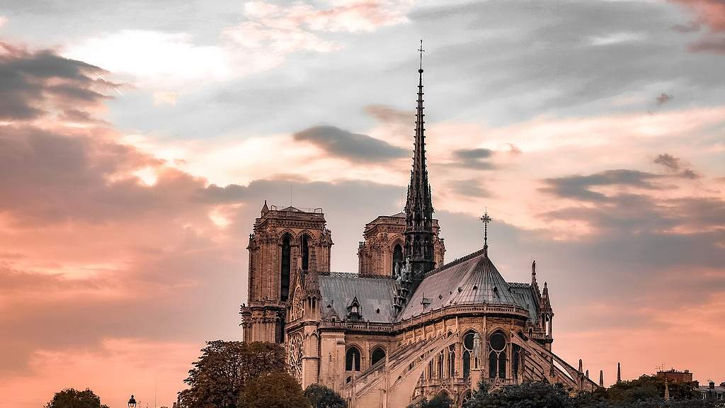 巴黎圣母院重新开放仪式启动顶级安保措施-峰峦文旅景区有限公司