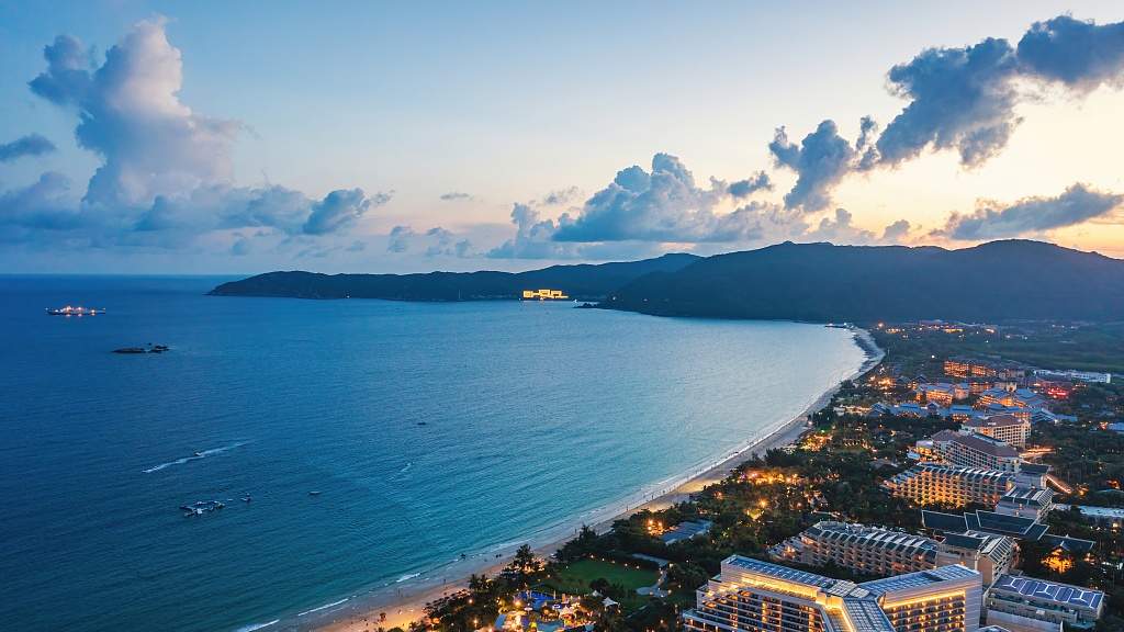 三亚举办世界沙滩飞盘精英邀请赛引领潮流体育新风尚-峰峦文旅景区有限公司