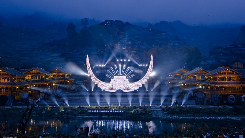 文体旅融合激发消费新活力 夜间经济助力市场升温-峰峦文旅景区有限公司