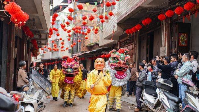 年轻人追捧小城旅游体验传统文化魅力-峰峦文旅景区有限公司