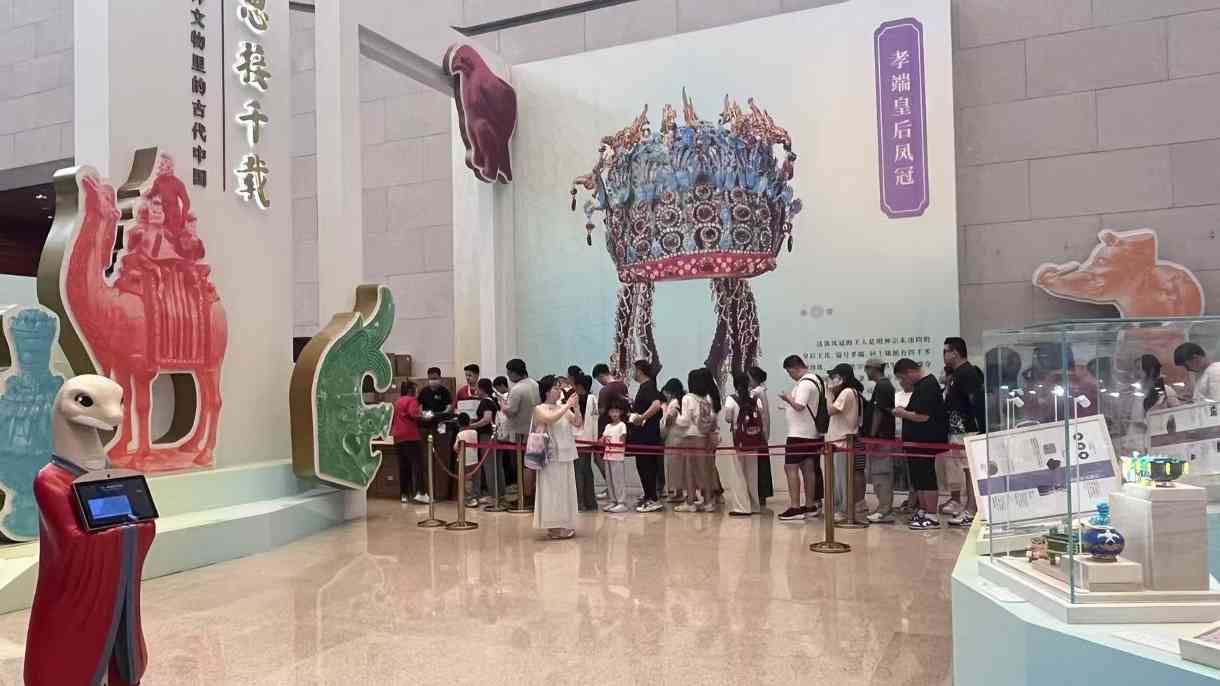 国博凤冠冰箱贴销量破200万件，文创产品如何传承文化-峰峦文旅景区有限公司