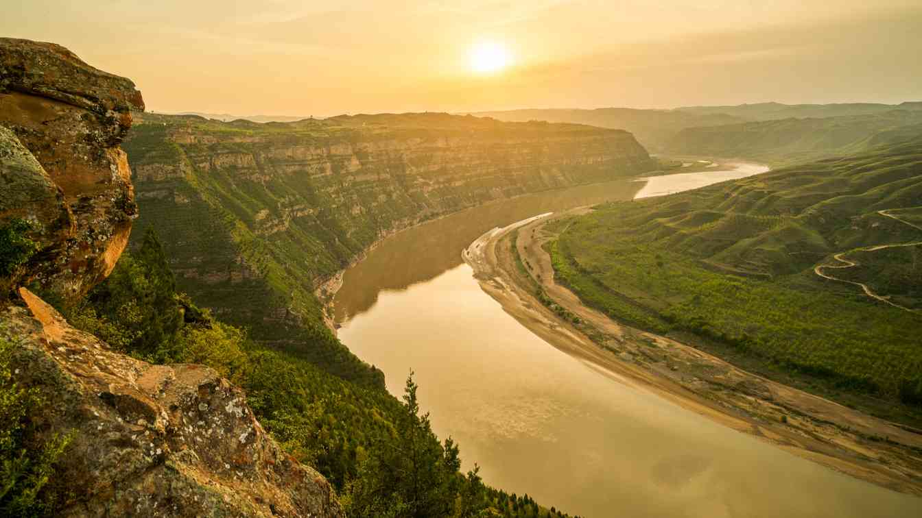 科技艺术赋能文化记忆创新传播-峰峦文旅景区有限公司