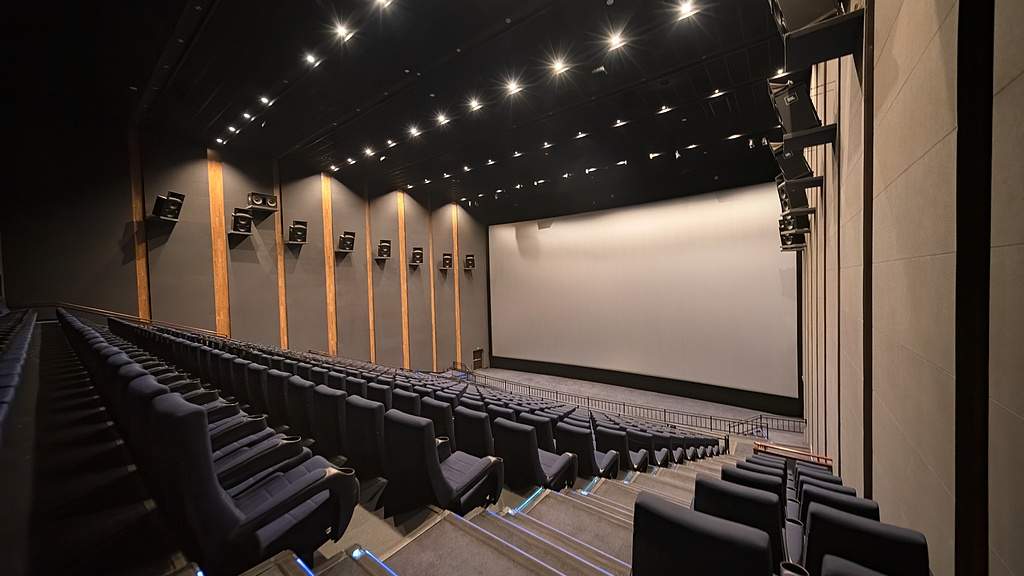 影视产业发展如何助力区域经济协同腾飞-峰峦文旅景区有限公司