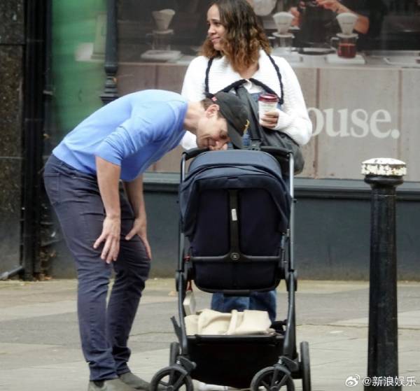 抖森二胎出生，媒体称呼突然改变竟暗藏秘密